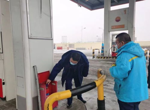 我為群眾辦實事丨雙遼市消防救援大隊開展轄區易燃易爆場所消防檢查和服務指導