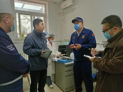 小手拉大手 消防員化身"藍(lán)老師"傳遞消防知識