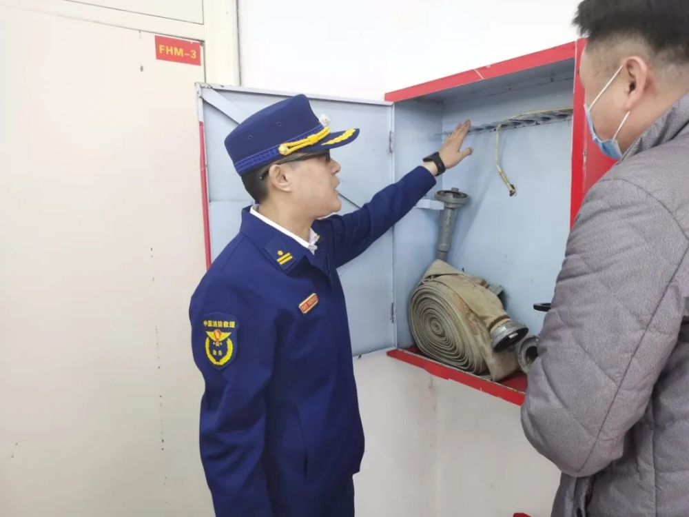 消隱患 護(hù)安全 鶴崗支隊(duì)開展高層建筑消防安全大檢查